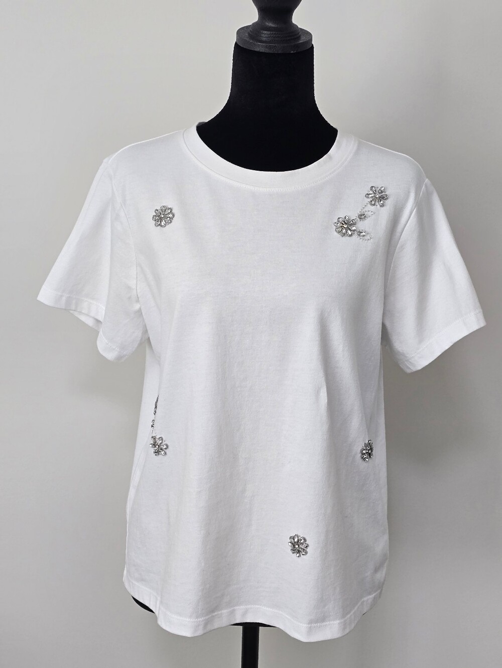 Sanctuary White Short-Sleeve Tee with Crystal Floral Embellishments
